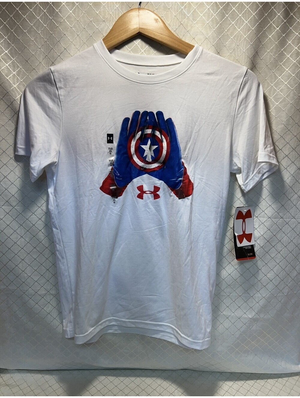 Under Armour Marvel HeatGear Loose Graphic T-Shirt large NWT